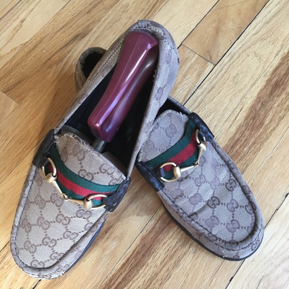 Gucci Shoes - Gucci Logo Loafers Gucci Shoes - Gucci Logo Loafers